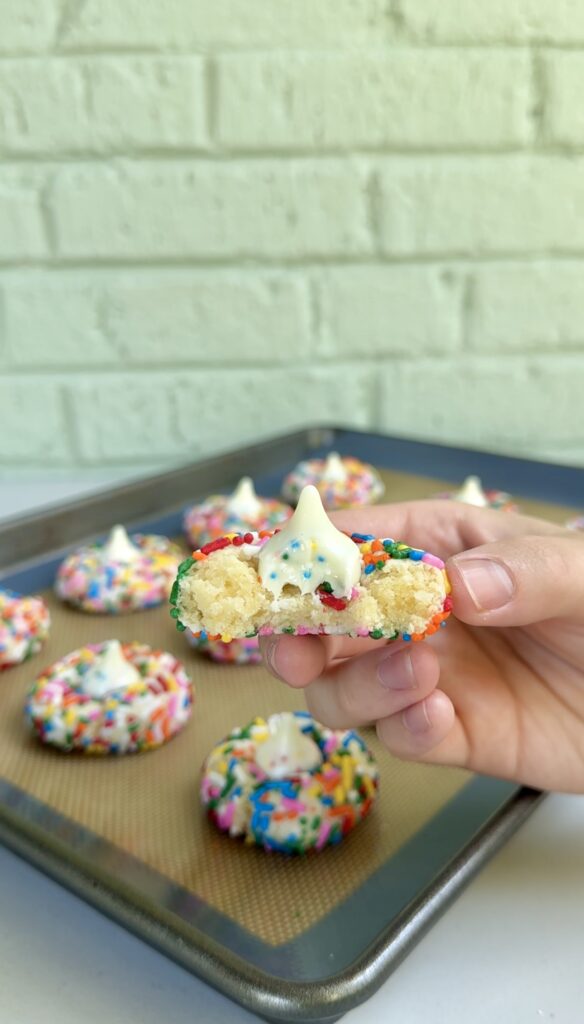 Birthday cake kiss cookies - Dang that's sweet Birthday cake kiss cookies - Dang that's sweet